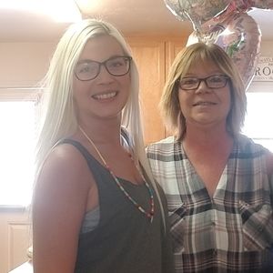 Meet your Posher, Laina